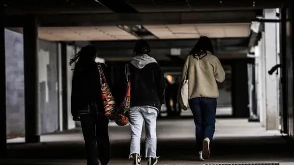 Французьке дослідження пов'язує Covid-19 із сплеском депресії серед молоді