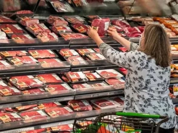 Американську санітарну компанію оштрафували за те, що діти працювали ночами, прибираючи м'ясокомбінати