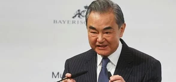 Пекин изложит свою позицию по урегулированию войны - главный дипломат Китая