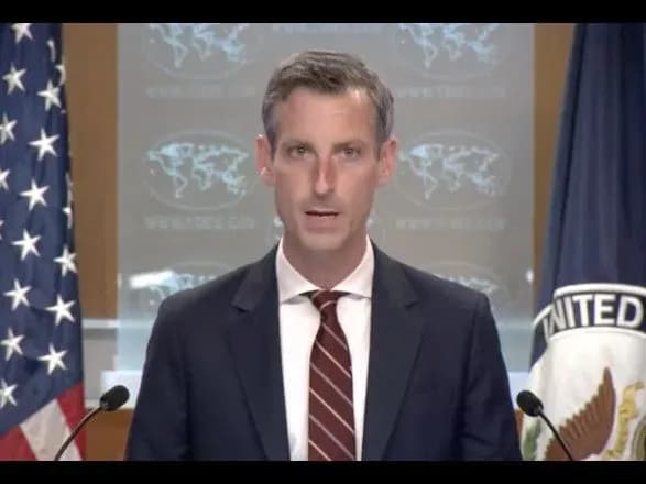 Держдеп США прокоментував протести у Грузії: "Закликаємо всі сторони виявляти стриманість і уникати ескалації"