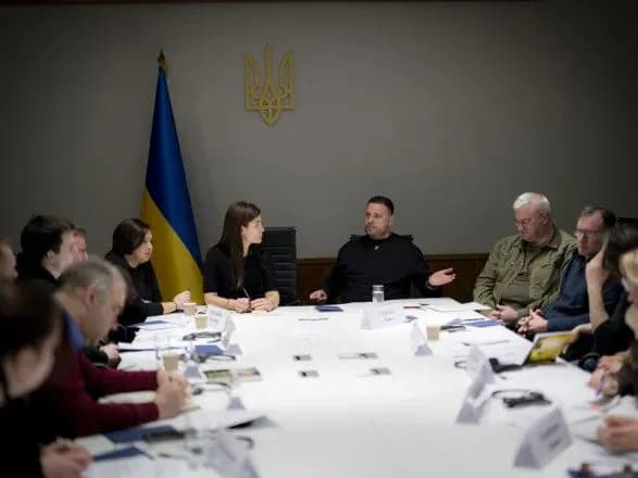 Ми виступаємо за продовження "зернової ініціативи" на необмежений строк - Єрмак