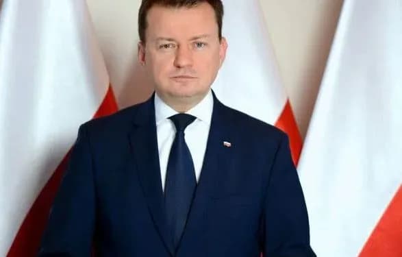 Польща почала встановлення протитанкових їжаків на кордоні з білоруссю