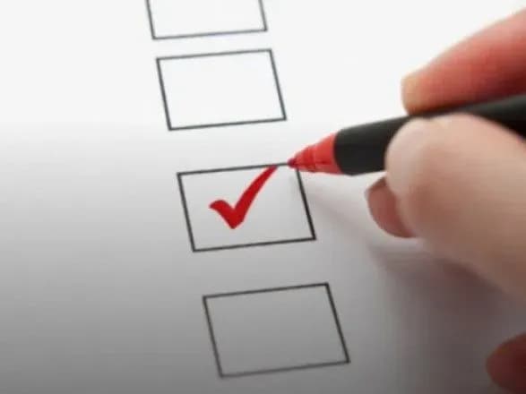 Українці найбільше довіряють Зеленському, Притулі та Подоляку - опитування