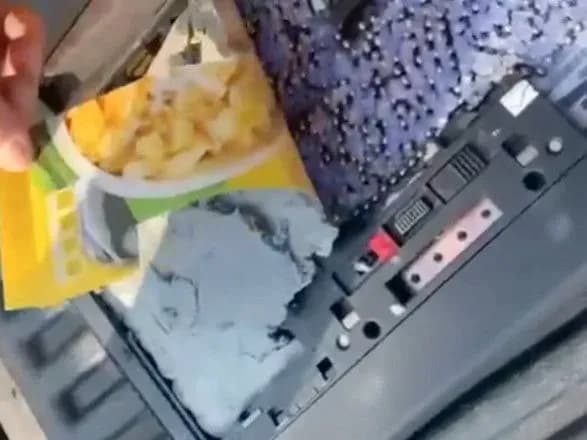 Під час відступу з позицій окупанти мінують ноутбуки та інші гаджети — Центр Супротиву