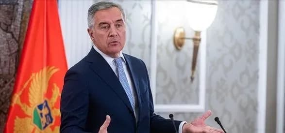 Черногория проведет досрочные парламентские выборы 11 июня