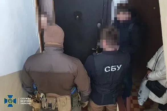У Києві та ще шістьох регіонах знешкодили підпільні осередки "компартії більшовиків"