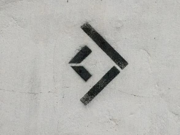 ЦНС: російські загарбники планують депортувати українців через "фейкові" суди