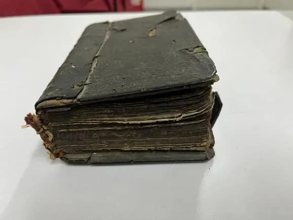 Пограничники не разрешили вывезти из Украины старопечатные книги и коллекционные монеты