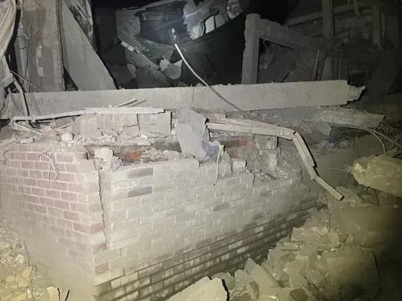 росіяни вночі завдали ударів по Кураховому та Торецьку, є жертви