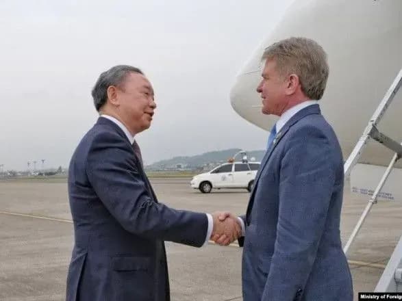 Глава комитета Палаты представителей по международным делам прибыл на Тайвань