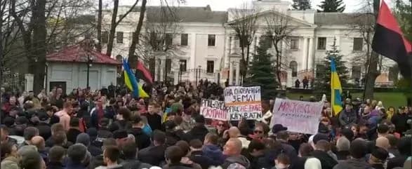 УПЦ: у Кам’янці-Подільському відбувається спроба захоплення кафедрального собору