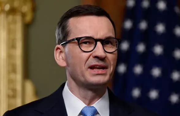 Премьер-министр Польши назвал "недальновидным" открытие Европы для Китая после визита Макрона
