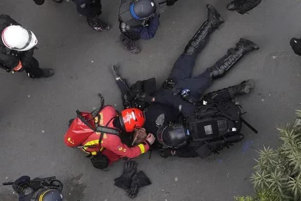 Франція: 380 тисяч осіб протестують по всій країні