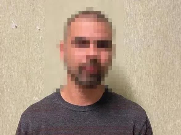 У Києві затримано чоловіка, який кинув у людей гранату