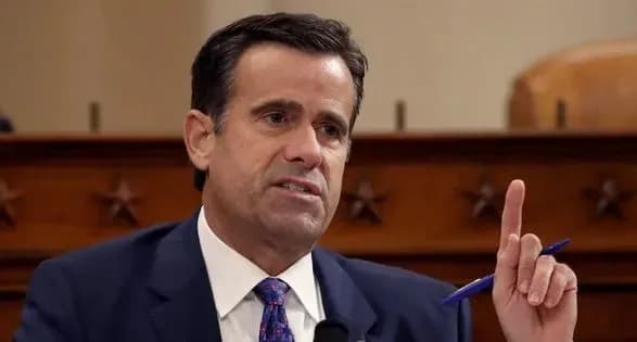 COVID-19 з'явився в результаті витоку з лабораторії - голова розвідки США при Трампі