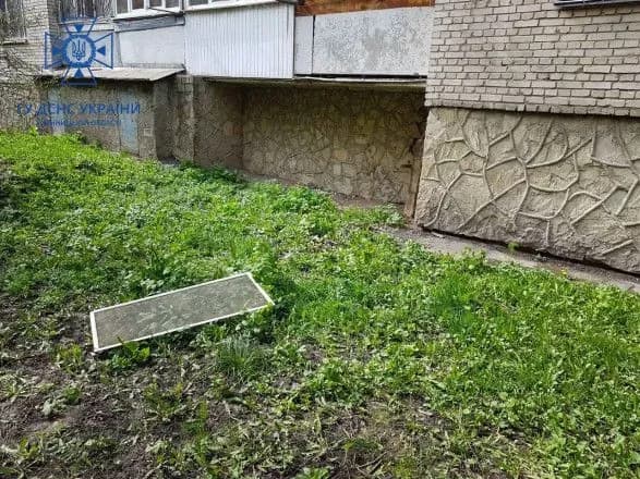 У Вінниці з вікна квартири на шостому поверсі випала трирічна дитина