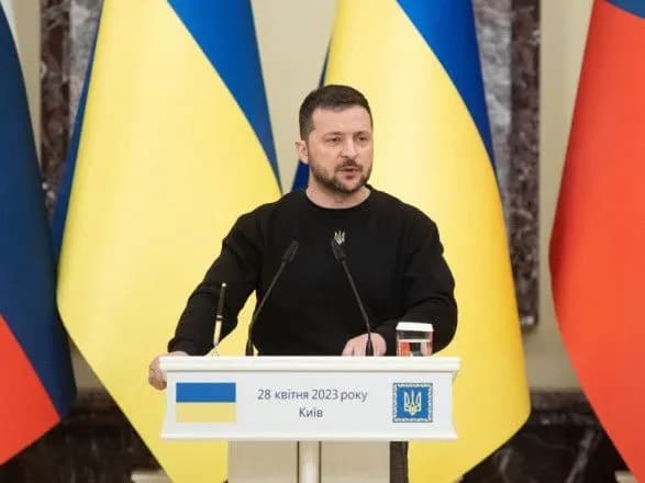 Україні з поверненням депортованих дітей поки що допомагає лише Україна – Зеленський