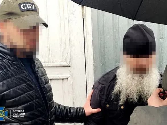 Виправдовував російську агресію: СБУ повідомила про підозру послушнику Почаївської лаври