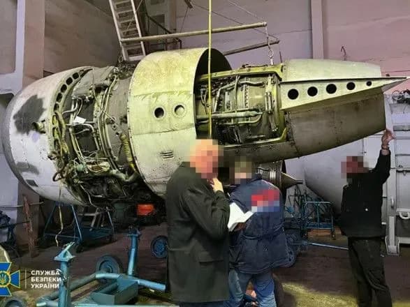 Хотели переправить в Иран двигатели к военно-транспортным самолетам: разоблачены два предпринимателя из Днепра