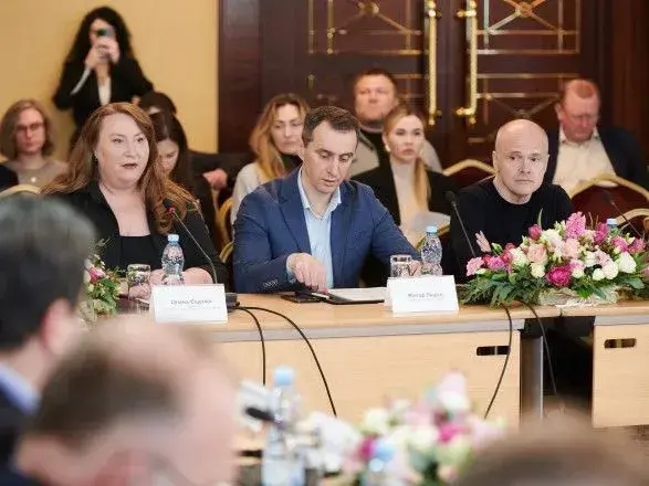 Теневые платежи в государственном медицинском секторе обкрадывают бюджет и пациентов