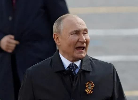 Політолог про виступ на параді: вистава, де путін був головним елементом, а лідери ОДКБ масовкою