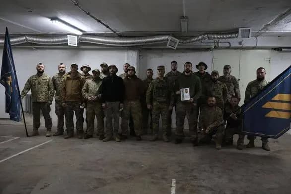 Бахмутський напрямок: Сирський заявив, що ворог на деяких ділянках відступив до 2 км