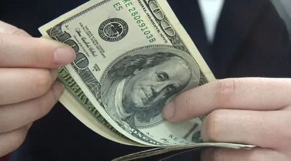 Более 8 миллиардов долларов активов российского центрального банка находятся в Швейцарии