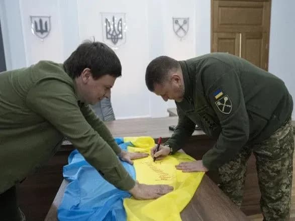 Залужний сподівається, що з часом основою перемоги стане не лише героїзм українців, а й використання передових технологій