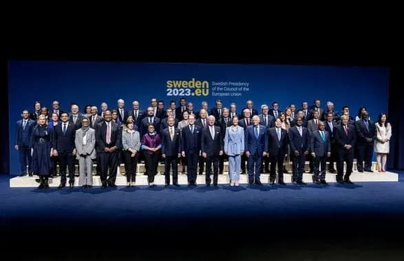 Міністр закордонних справ Японії попередив про нарощування військової співпраці Китаю та росії