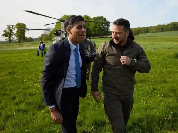 Ми хочемо створити "коаліцію винищувачів" - Зеленський у Лондоні