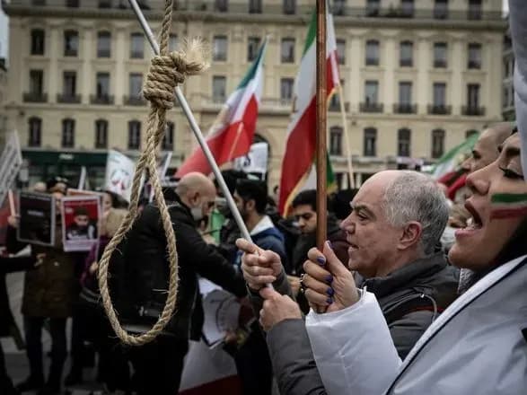 Іран стратив трьох людей через антиурядові протести