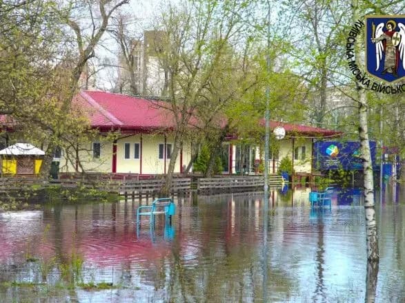 Паводок у Києві: рівень небезпеки гідрологічних явищ у столиці залишається “жовтим”