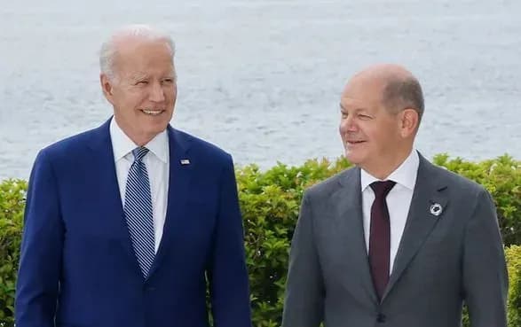 Канцлер Шольц публічно підтримав Байдена, а не Трампа, для переобрання