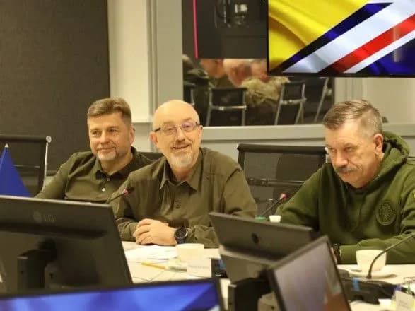 Резніков зустрівся з британським міністром оборони у Києві: обговорили озброєння і натівську перспективу України