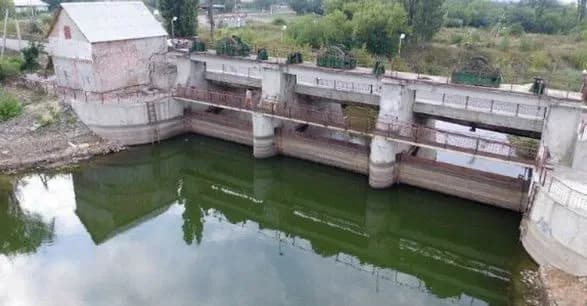 Рашисти зруйнували плотину Карлівського водосховища - під загрозою підтоплення опинилися три села на Донеччині
