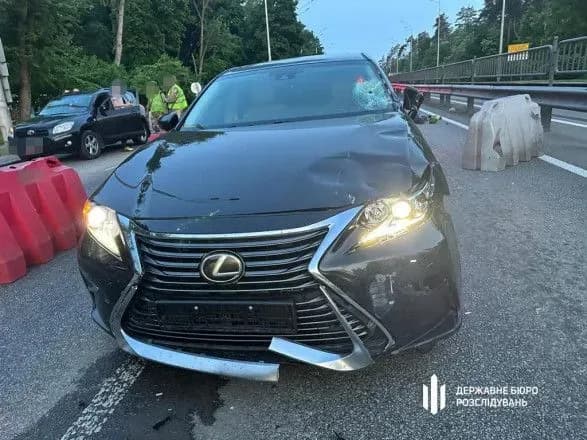 В отношении судьи, насмерть сбившего нацгвардейца, решают вопрос о подозрении и разрешении на арест