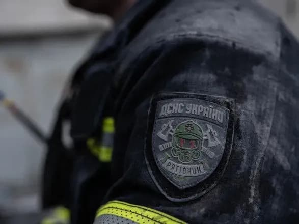 Нічна атака рф на Київ: у ДСНС показали ліквідацію наслідків