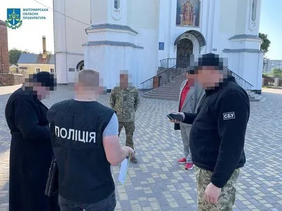 Розпалювали міжрелігійну ворожнечу: двом священникам на Житомирщині повідомлено про підозру