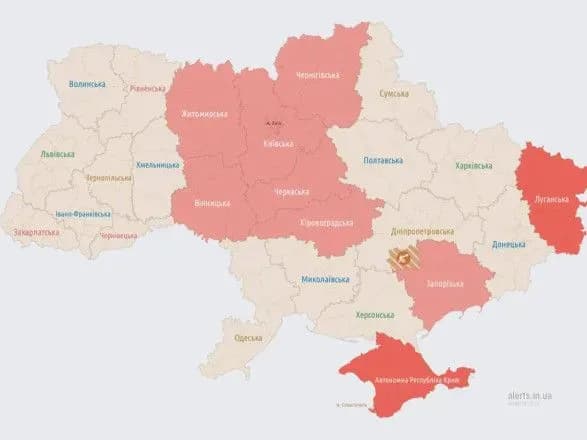 По Украине распространяется воздушная тревога
