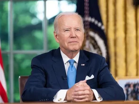 Байден впервые выступил с обращением из Овального кабинета - о победе над госдолгом