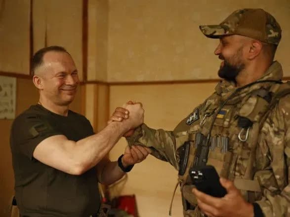 Сырский снова на Бахмутском направлении: с командирами спланировали дальнейшие действия