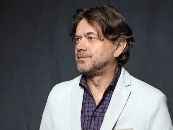 Влаштував "п'яну" ДТП з потерпілим: суд продовжив нічний домашній арешт Остапу Ступці