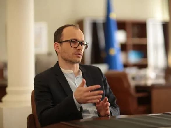 Венецианская комиссия рекомендовала Украине отложить имплементацию закона об олигархах из-за войны - Малюська