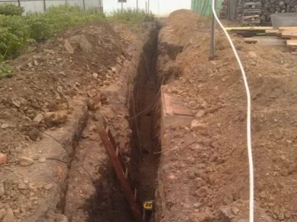 На Чернігівщині через зсув ґрунту під час роботи загинув чоловік