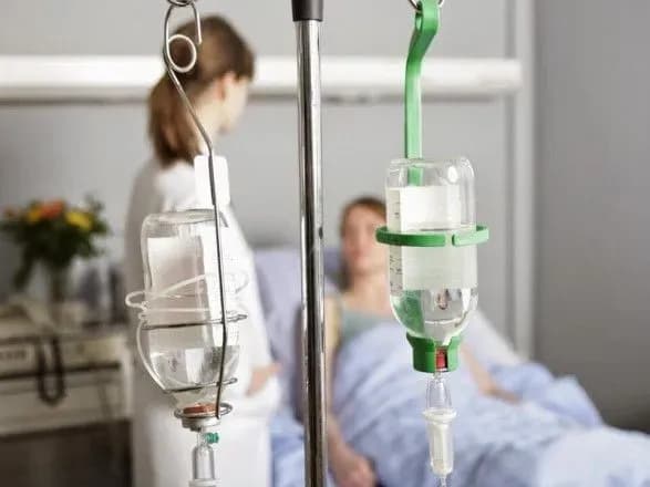 У Львові зафіксовано випадки отруєння у кафе та ресторані: госпіталізовано 11 людей