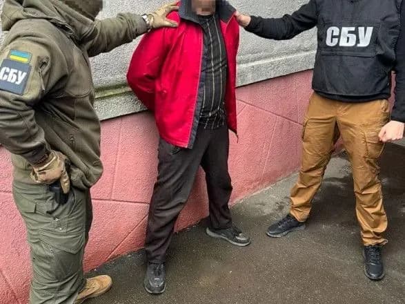 Передавав інформацію про позиції ЗСУ під Бахмутом: СБУ затримала агента фсб