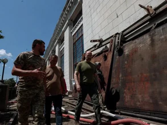 Шмигаль приїхав до Миколаєва: ознайомився з реалізацією проєкту з відновлення водопостачання у місті