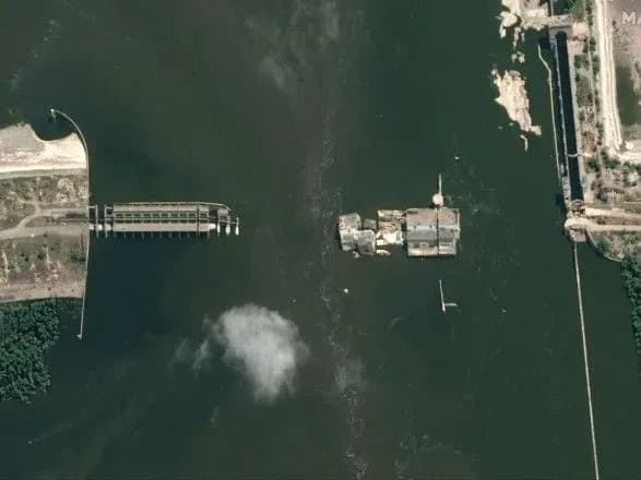 Maxar показали свіжі супутникові знімки Каховської ГЕС