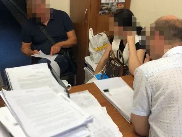 Хищение 104 млн грн на строительстве Подольского моста: еще трем чиновникам выдвинули подозрение