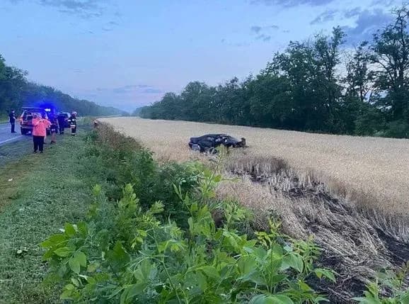 На Кіровоградщині п'яний поліцеський за кермом спричинив ДТП, в наслідок якого загинули троє 17-річних дівчат